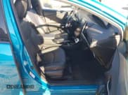 ✅ 2017 Toyota Prius Plus • VIN: JTDKARFP7H3044490 • Lot: 43642315. Wystawiony na IAAI z przebiegiem 188 452 mil. Bezpłatny archiwum sprzedaży aukcyjnych z USA i szczegółowy raport historii pojazdu na DreamBid. Zdjęcie 5.