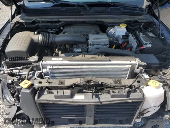 ✅ 2021 Ram 1500 Laramie • VIN: 1C6SRFJT6MN525669 • Lot: 62843735. Wystawiony na Copart z przebiegiem 39 256 mil. Bezpłatny archiwum sprzedaży aukcyjnych z USA i szczegółowy raport historii pojazdu na DreamBid. Zdjęcie 11.