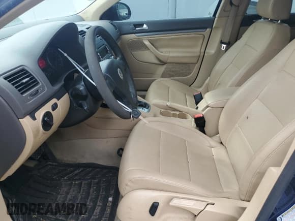 ✅ 2006 Volkswagen Jetta 2.5L • VIN: 3VWSG71K26M723901 • Лот: 54797055. Опубликован ранее на Copart с пробегом 116 091 миль. Бесплатный доступ к архиву аукционных продаж из США и подробный отчёт об истории автомобиля на DreamBid. Изображение 7.