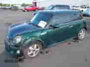 2011 MINI Hardtop with VIN WMWSU3C58BT091720, listed as a IAAI auction lot 42875190 with 60,918 mi miles and . Bid and sale history available at DreamBid. Image 2.