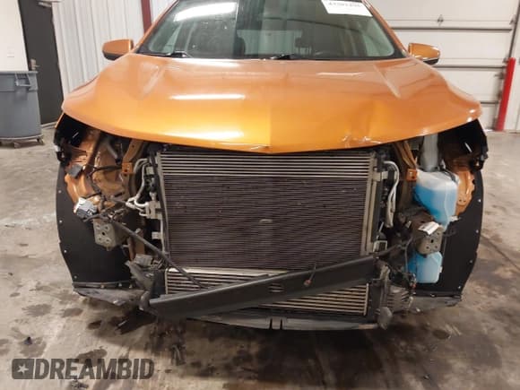 ✅ 2019 Chevrolet Equinox LT • VIN: 2GNAXUEV3K6171077 • Lot: 43381295. Listed on IAAI with 44,971 mi. Free auction sales archive from the USA and detailed vehicle history report at DreamBid. Image 6.