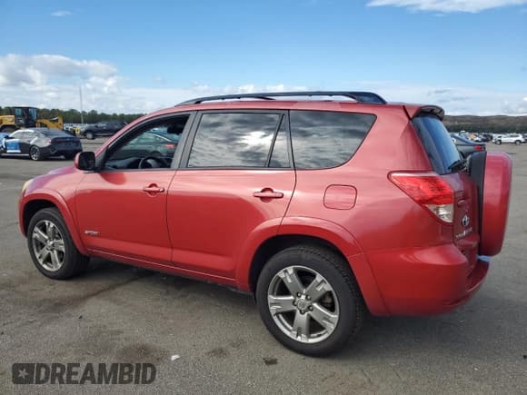 ✅ 2008 Toyota RAV4 Sport • VIN: JTMBK32V586038023 • Lot: 82523955. Listed on Copart with 205,617 mi. Free auction sales archive from the USA and detailed vehicle history report at DreamBid. Image 2.