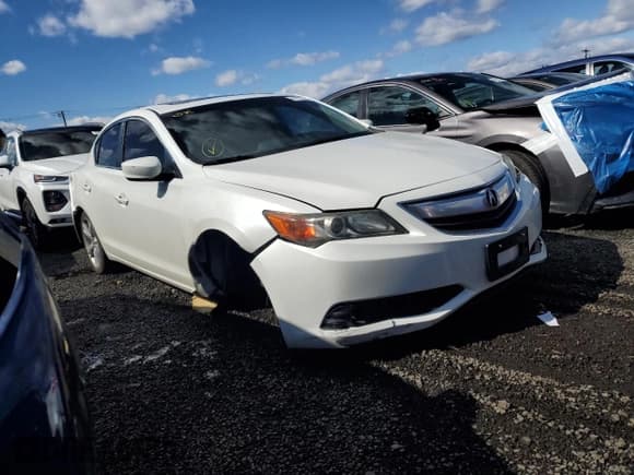 ✅ 2014 Acura ILX Premium • VIN: 19VDE1F56EE006629 • Lot: 47782235. Listed on Copart with 105,260 mi. Free auction sales archive from the USA and detailed vehicle history report at DreamBid. Image 4.