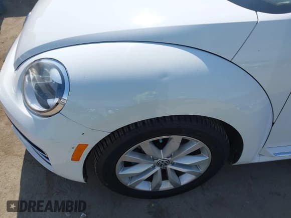 ✅ 2017 Volkswagen Beetle S • VIN: 3VW517AT5HM822139 • Лот: 42778864. Опубликован ранее на IAAI с пробегом 62 923 миль. Бесплатный доступ к архиву аукционных продаж из США и подробный отчёт об истории автомобиля на DreamBid. Изображение 19.