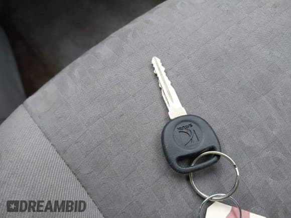 ✅ 2006 Saturn VUE • VIN: 5GZCZ33D66S835888 • Lot: 41513629. Wystawiony na IAAI z przebiegiem 171 887 mil. Bezpłatny archiwum sprzedaży aukcyjnych z USA i szczegółowy raport historii pojazdu na DreamBid. Zdjęcie 11.