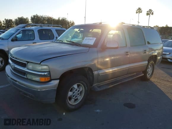 ✅ 2003 Chevrolet Suburban LS • VIN: 1GNEC16T43J269726 • Лот: 41109855. Опубликован ранее на IAAI с пробегом 122 820 миль. Бесплатный доступ к архиву аукционных продаж из США и подробный отчёт об истории автомобиля на DreamBid. Изображение 17.