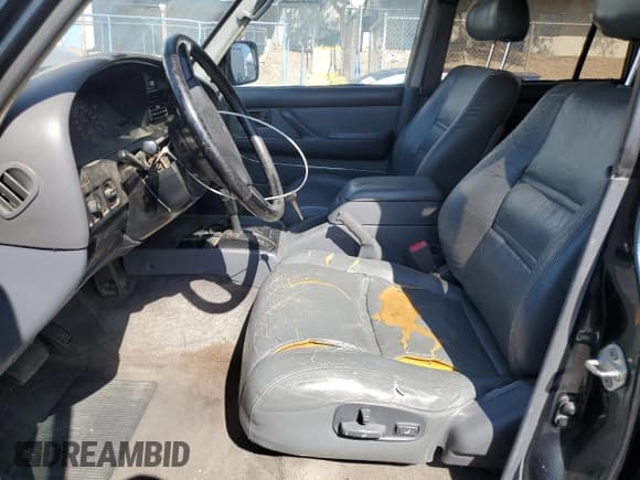 ✅ 1994 Toyota Land Cruiser • VIN: JT3DJ81W2R0053980 • Лот: 65788954. Опубликован ранее на Copart с пробегом 239 948 миль. Бесплатный доступ к архиву аукционных продаж из США и подробный отчёт об истории автомобиля на DreamBid. Изображение 7.