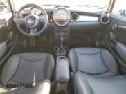 ✅ 2012 MINI Hardtop • VIN: WMWSU3C50CT261277 • Lot: 96847245. Wystawiony na Copart z przebiegiem 64 653 mil. Bezpłatny archiwum sprzedaży aukcyjnych z USA i szczegółowy raport historii pojazdu na DreamBid. Zdjęcie 8.