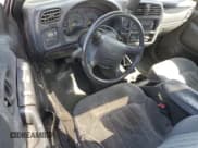 ✅ 1998 Chevrolet S-10 LS • VIN: 1GCCT14WXW8179490 • Лот: 75927634. Опубликован ранее на Copart с пробегом 215 954 миль. Бесплатный доступ к архиву аукционных продаж из США и подробный отчёт об истории автомобиля на DreamBid. Изображение 8.