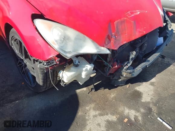 ✅ 2010 Hyundai Genesis Coupe • VIN: KMHHT6KD2AU009804 • Lot: 43347469. Listed on IAAI with 141,348 mi. Free auction sales archive from the USA and detailed vehicle history report at DreamBid. Image 13.