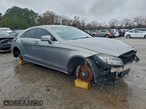 ✅ 2014 Mercedes-Benz CLS 550 • VIN: WDDLJ7DB5EA096133 • Lot: 90032985. Listed on Copart with 171,755 mi. Free auction sales archive from the USA and detailed vehicle history report at DreamBid. Image 4.