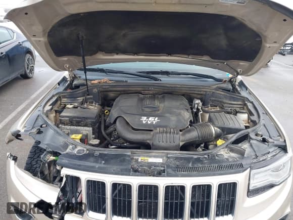 ✅ 2014 Jeep Grand Cherokee Limited • VIN: 1C4RJFBG4EC184172 • Lot: 43830258. Wystawiony na IAAI z przebiegiem 153 561 mil. Bezpłatny archiwum sprzedaży aukcyjnych z USA i szczegółowy raport historii pojazdu na DreamBid. Zdjęcie 10.