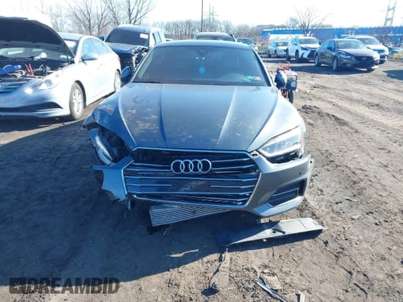 ✅ 2019 Audi A5 Sportback Premium Plus • VIN: WAUBNCF57KA070488 • Lot: 41619028. Wystawiony na IAAI z przebiegiem 97 503 mil. Bezpłatny archiwum sprzedaży aukcyjnych z USA i szczegółowy raport historii pojazdu na DreamBid. Zdjęcie 6.