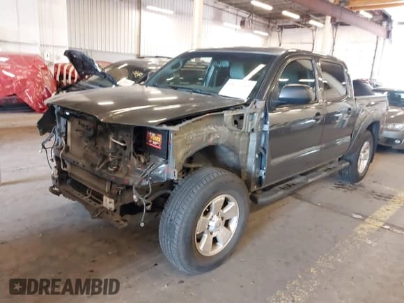 ✅ 2009 Toyota Tacoma • VIN: 3TMLU42NX9M034443 • Lot: 41676569. Listed on IAAI with 96,743 mi. Free auction sales archive from the USA and detailed vehicle history report at DreamBid. Image 2.