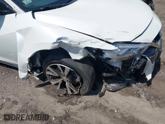 ✅ 2017 Nissan Maxima SL • VIN: 1N4AA6AP3HC424806 • Лот: 42911714. Опубликован ранее на IAAI с пробегом 132 765 миль. Бесплатный доступ к архиву аукционных продаж из США и подробный отчёт об истории автомобиля на DreamBid. Изображение 6.