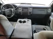 ✅ 2011 Ford F-450 XL • VIN: 1FT8W4DT2BEC94424 • Lot: 67573165. Wystawiony na Copart z przebiegiem Nie podano. Bezpłatny archiwum sprzedaży aukcyjnych z USA i szczegółowy raport historii pojazdu na DreamBid. Zdjęcie 8.