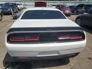 ✅ 2016 Dodge Challenger R/T Scat Pack • VIN: 2C3CDZFJ5GH193424 • Lot: 56637874. Wystawiony na Copart z przebiegiem 60 931 mil. Bezpłatny archiwum sprzedaży aukcyjnych z USA i szczegółowy raport historii pojazdu na DreamBid. Zdjęcie 6.