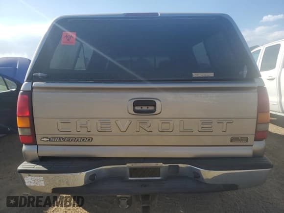 ✅ 2002 Chevrolet Silverado 1500 LS • VIN: 1GCEK19T02Z210809 • Lot: 76590914. Listed on Copart with 238,396 mi. Free auction sales archive from the USA and detailed vehicle history report at DreamBid. Image 6.