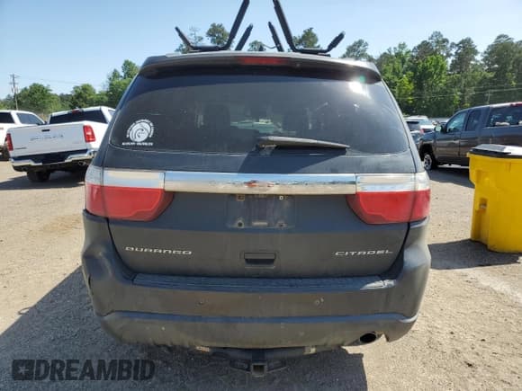 ✅ 2011 Dodge Durango Citadel • VIN: 1D4RD5GGXBC680375 • Lot: 54946715. Wystawiony na Copart z przebiegiem Nie podano. Bezpłatny archiwum sprzedaży aukcyjnych z USA i szczegółowy raport historii pojazdu na DreamBid. Zdjęcie 6.