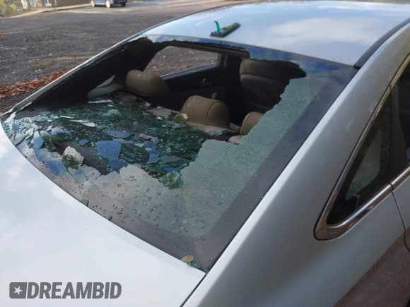 ✅ 2015 Hyundai Sonata Limited • VIN: 5NPE34AF3FH067694 • Lot: 43483235. Listed on IAAI with Not provided. Free auction sales archive from the USA and detailed vehicle history report at DreamBid. Image 16.