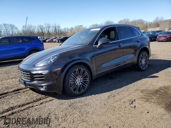 ✅ 2016 Porsche Cayenne S • VIN: WP1AB2A26GLA95360 • Lot: 53270765. Listed on Copart with 79,285 mi. Free auction sales archive from the USA and detailed vehicle history report at DreamBid. Image 1.
