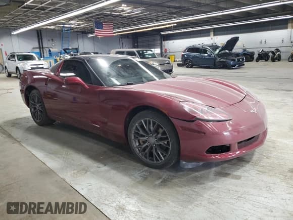✅ 2006 Chevrolet Corvette • VIN: 1G1YY25U265104609 • Lot: 90404795. Wystawiony na Copart z przebiegiem 43 331 mil. Bezpłatny archiwum sprzedaży aukcyjnych z USA i szczegółowy raport historii pojazdu na DreamBid. Zdjęcie 4.