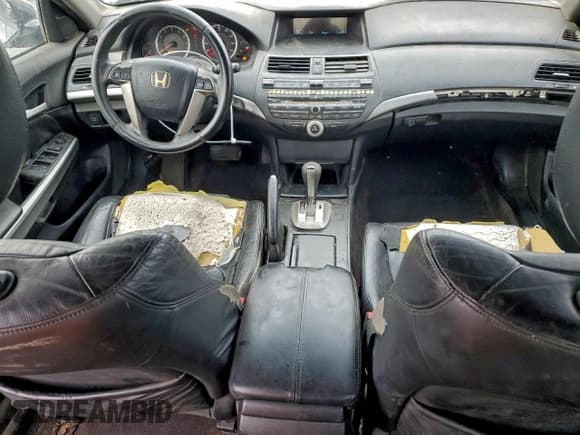 ✅ 2008 Honda Accord EX-L • VIN: JHMCP26848C040852 • Lot: 94703895. Wystawiony na Copart z przebiegiem 254 449 mil. Bezpłatny archiwum sprzedaży aukcyjnych z USA i szczegółowy raport historii pojazdu na DreamBid. Zdjęcie 8.