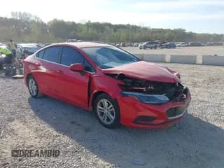 ✅ 2018 Chevrolet Cruze LT • VIN: 1G1BE5SM1J7112041 • Lot: 43370283. Wystawiony na IAAI z przebiegiem 165 938 mil. Bezpłatny archiwum sprzedaży aukcyjnych z USA i szczegółowy raport historii pojazdu na DreamBid. Zdjęcie 1.