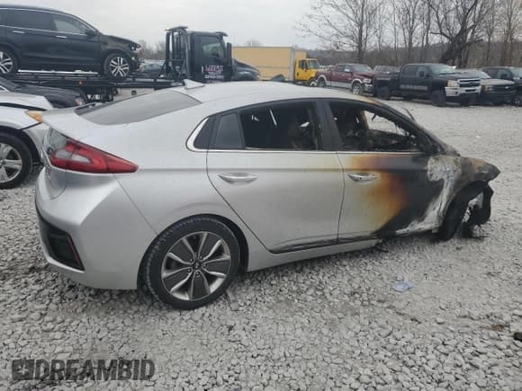 ✅ 2018 Hyundai Ioniq Limited • VIN: KMHC85LC0JU059757 • Lot: 82236674. Wystawiony na Copart z przebiegiem Nie podano. Bezpłatny archiwum sprzedaży aukcyjnych z USA i szczegółowy raport historii pojazdu na DreamBid. Zdjęcie 3.