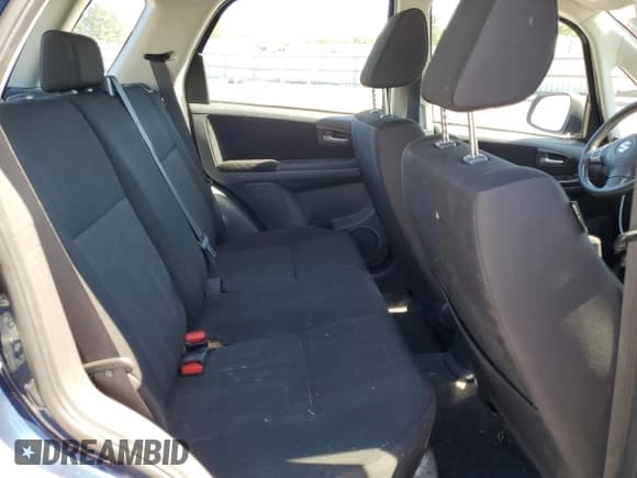 ✅ 2011 Suzuki SX4 Crossover • VIN: JS2YB5A38B6301298 • Lot: 69760465. Wystawiony na Copart z przebiegiem 120 956 mil. Bezpłatny archiwum sprzedaży aukcyjnych z USA i szczegółowy raport historii pojazdu na DreamBid. Zdjęcie 11.