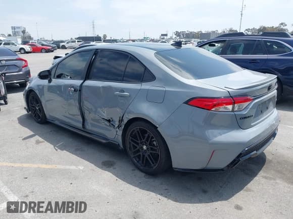 ✅ 2022 Toyota Corolla SE • VIN: 5YFS4MCE1NP119832 • Lot: 42152936. Listed on IAAI with 36,914 mi. Free auction sales archive from the USA and detailed vehicle history report at DreamBid. Image 3.