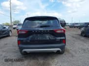 ✅ 2023 Ford Escape Active • VIN: 1FMCU9GN7PUA25919 • Lot: 42215470. Wystawiony na IAAI z przebiegiem 34 035 mil. Bezpłatny archiwum sprzedaży aukcyjnych z USA i szczegółowy raport historii pojazdu na DreamBid. Zdjęcie 16.