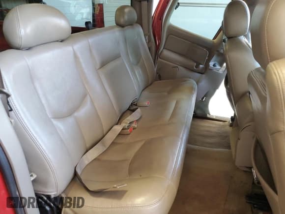 ✅ 2003 Chevrolet Silverado 1500 • VIN: 2GCEC19T531357179 • Лот: 52289785. Опубликован ранее на Copart с пробегом 245 827 миль. Бесплатный доступ к архиву аукционных продаж из США и подробный отчёт об истории автомобиля на DreamBid. Изображение 10.