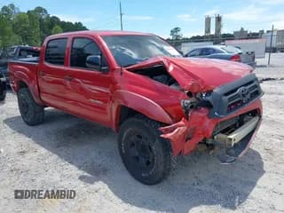 ✅ 2013 Toyota Tacoma PreRunner • VIN: 5TFJU4GNXDX048989 • Лот: 42684233. Опубликован ранее на IAAI с пробегом 208 243 миль. Бесплатный доступ к архиву аукционных продаж из США и подробный отчёт об истории автомобиля на DreamBid. Изображение 1.