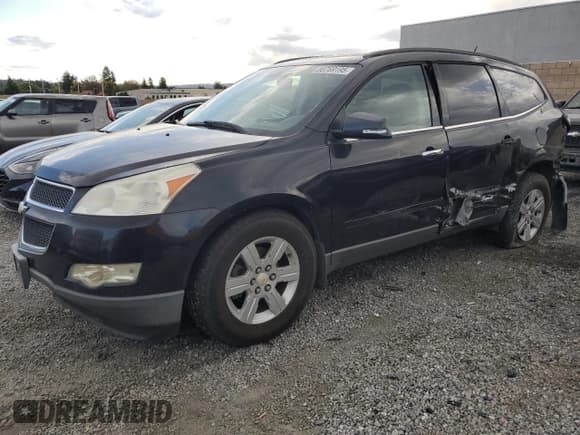 ✅ 2012 Chevrolet Traverse 2LT • VIN: 1GNKRJEDXCJ130762 • Lot: 86769195. Wystawiony na Copart z przebiegiem 142 816 mil. Bezpłatny archiwum sprzedaży aukcyjnych z USA i szczegółowy raport historii pojazdu na DreamBid. Zdjęcie 1.