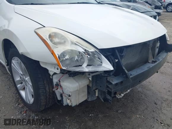 ✅ 2011 Nissan Altima SR • VIN: 1N4BL2APXBN429777 • Лот: 42342251. Опубликован ранее на IAAI с пробегом 237 486 миль. Бесплатный доступ к архиву аукционных продаж из США и подробный отчёт об истории автомобиля на DreamBid. Изображение 18.