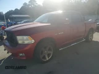 ✅ 2010 Dodge 1500 ST • VIN: 1D7RB1CT9AS189398 • Лот: 89512965. Опубликован ранее на Copart с пробегом 317 551 миль. Бесплатный доступ к архиву аукционных продаж из США и подробный отчёт об истории автомобиля на DreamBid. Изображение 1.