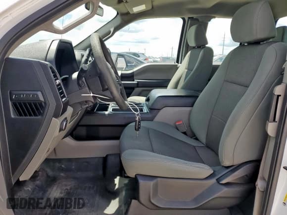 ✅ 2018 Ford F-150 XL • VIN: 1FTEX1CG0JKC66043 • Lot: 55647695. Wystawiony na Copart z przebiegiem 186 851 mil. Bezpłatny archiwum sprzedaży aukcyjnych z USA i szczegółowy raport historii pojazdu na DreamBid. Zdjęcie 7.