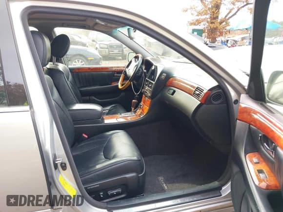 ✅ 2004 Lexus LS 430 • VIN: JTHBN36F640167443 • Lot: 43642617. Listed on IAAI with 168,188 mi. Free auction sales archive from the USA and detailed vehicle history report at DreamBid. Image 5.