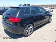 ✅ 2011 Audi A3 Premium Plus • VIN: WAUKJAFM9BA025690 • Lot: 42692174. Wystawiony na IAAI z przebiegiem 137 133 mil. Bezpłatny archiwum sprzedaży aukcyjnych z USA i szczegółowy raport historii pojazdu na DreamBid. Zdjęcie 4.