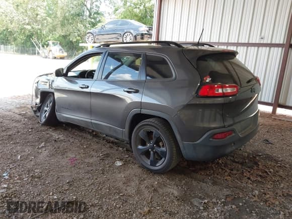 ✅ 2017 Jeep Cherokee Limited • VIN: 1C4PJLDB4HW508098 • Лот: 42988614. Опубликован ранее на IAAI с пробегом 175 000 миль. Бесплатный доступ к архиву аукционных продаж из США и подробный отчёт об истории автомобиля на DreamBid. Изображение 3.