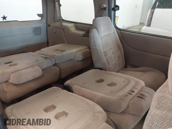 ✅ 2004 Pontiac Montana 1SA • VIN: 1GMDX03E64D153030 • Лот: 41406481. Опубликован ранее на IAAI с пробегом 215 186 миль. Бесплатный доступ к архиву аукционных продаж из США и подробный отчёт об истории автомобиля на DreamBid. Изображение 8.