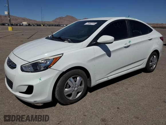 ✅ 2016 Hyundai Accent SE • VIN: KMHCT4AE3GU070189 • Лот: 71832174. Опубликован ранее на Copart с пробегом 86 138 миль. Бесплатный доступ к архиву аукционных продаж из США и подробный отчёт об истории автомобиля на DreamBid. Изображение 1.