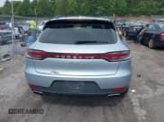 ✅ 2021 Porsche Macan • VIN: WP1AA2A55MLB14277 • Lot: 42278230. Wystawiony na IAAI z przebiegiem 62 086 mil. Bezpłatny archiwum sprzedaży aukcyjnych z USA i szczegółowy raport historii pojazdu na DreamBid. Zdjęcie 17.