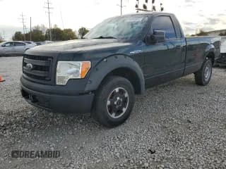 ✅ 2013 Ford F-150 XL • VIN: 1FTMF1CM8DKF00583 • Lot: 90277455. Listed on Copart with 99,535 mi. Free auction sales archive from the USA and detailed vehicle history report at DreamBid. Image 1.