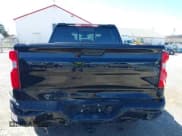 ✅ 2024 Chevrolet Silverado 1500 RST • VIN: 1GCUDEE82RZ343368 • Lot: 41853257. Listed on IAAI with 11,410 mi. Free auction sales archive from the USA and detailed vehicle history report at DreamBid. Image 6.