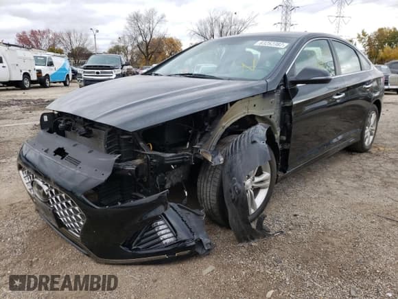 ✅ 2019 Hyundai Sonata SEL • VIN: 5NPE34AF1KH785870 • Лот: 63252382. Опубликован ранее на Copart с пробегом 38 429 миль. Бесплатный доступ к архиву аукционных продаж из США и подробный отчёт об истории автомобиля на DreamBid. Изображение 2.