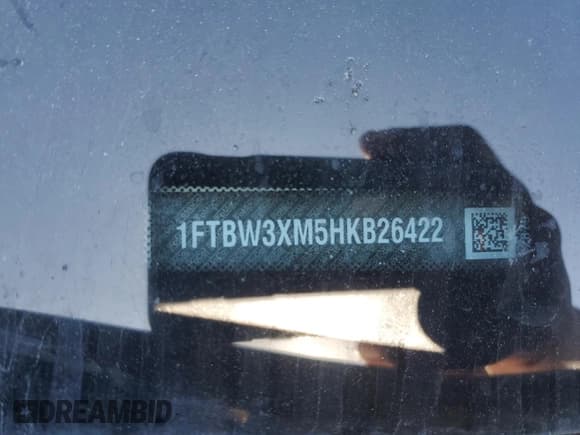 ✅ 2017 Ford Transit • VIN: 1FTBW3XM5HKB26422 • Lot: 81663285. Wystawiony na Copart z przebiegiem 866 237 mil. Bezpłatny archiwum sprzedaży aukcyjnych z USA i szczegółowy raport historii pojazdu na DreamBid. Zdjęcie 13.