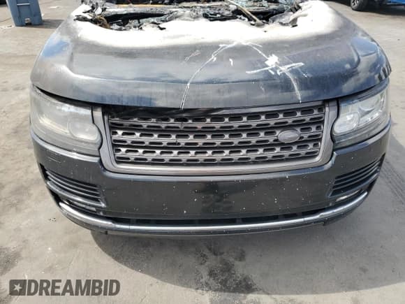 ✅ 2015 Land Rover Range Rover Autobiography • VIN: SALGV3TFXFA203717 • Lot: 45973135. Listed on Copart with Not provided. Free auction sales archive from the USA and detailed vehicle history report at DreamBid. Image 13.