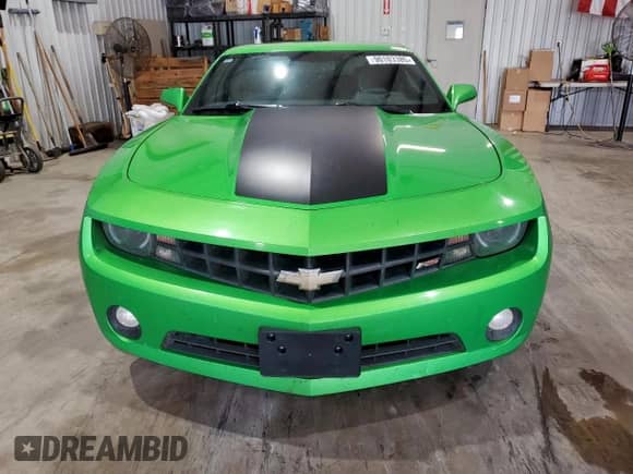 2011 Chevrolet Camaro 2LT z VIN 2G1FC1ED2B9170669, wystawiony jako Copart lot #90103385 z przebiegiem 179 806 mil mil oraz Szkoda całkowita • Salvage title. Historia ofert i sprzedaży dostępna na DreamBid. Obrazek 5.